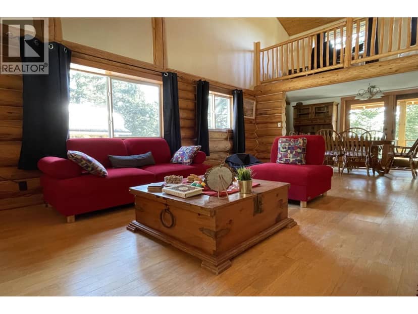7755 LITTLE FORT 24 HIGHWAY, 100 Mile House, photo 4