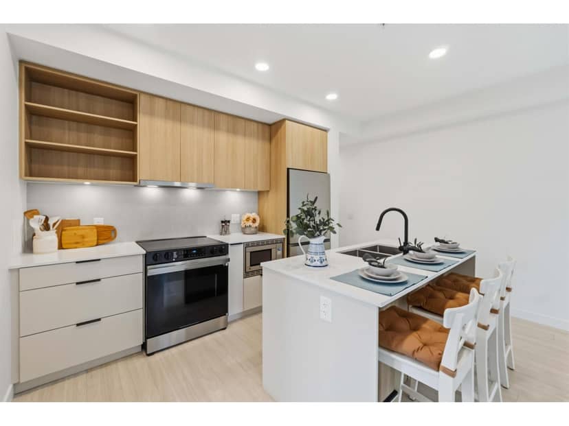 403 13439 94A AVENUE, Surrey, photo 6