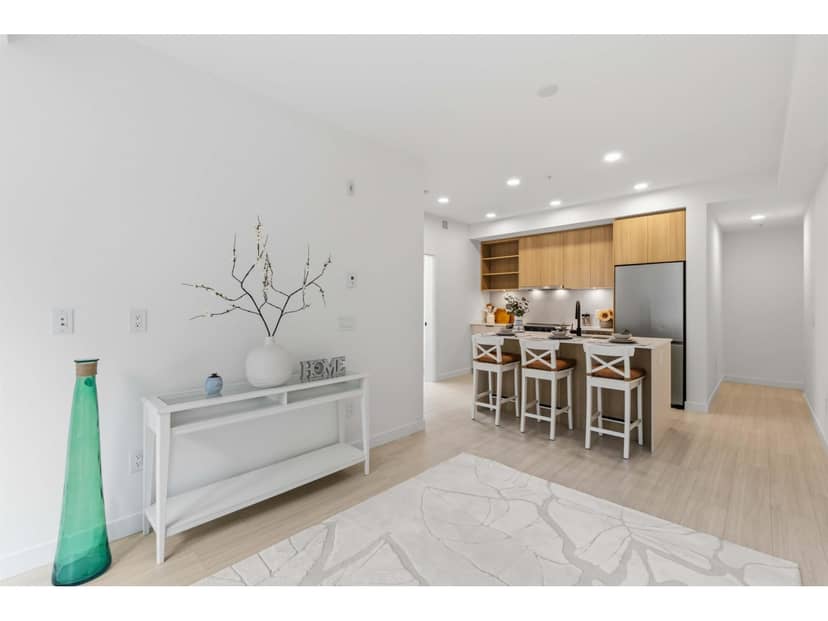 403 13439 94A AVENUE, Surrey, photo 4