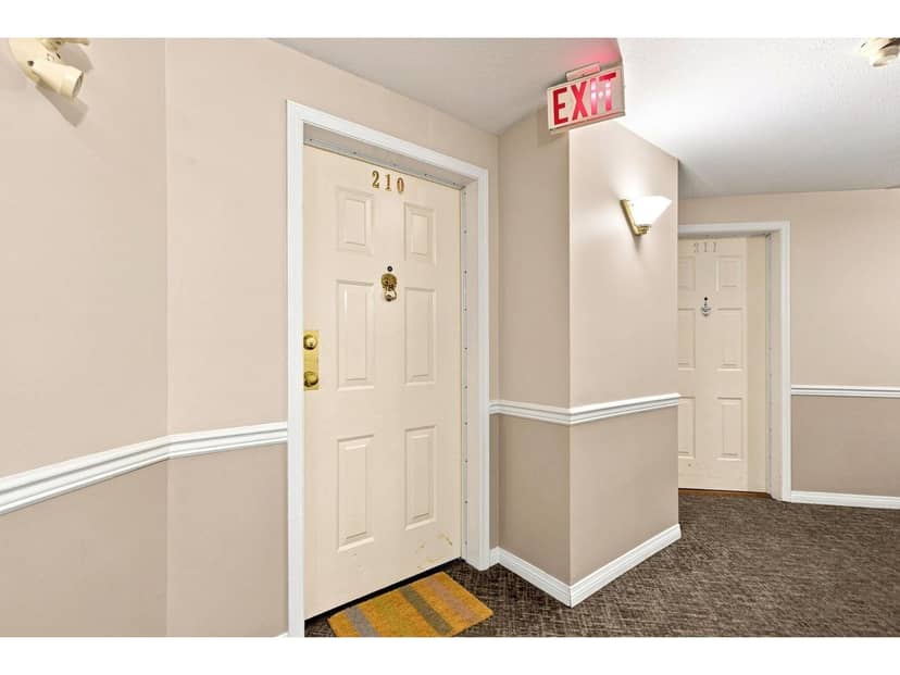 210 7171 121 STREET, Surrey, photo 4