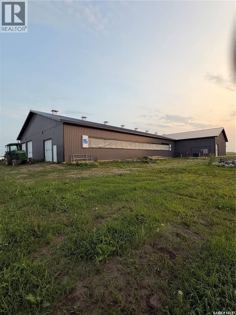 Dairy Farm, Laird Rm No. 404, photo 4
