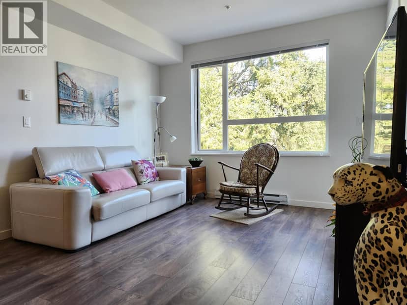 503 717 Breslay Street, Coquitlam, photo 2