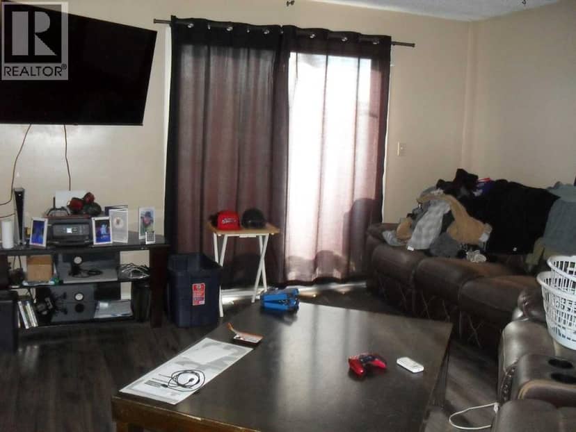 406 3 Street NW, Manning, photo 7