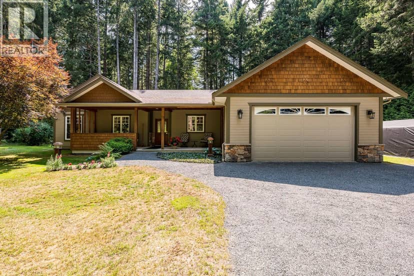 307 Bates Dr, Fanny Bay