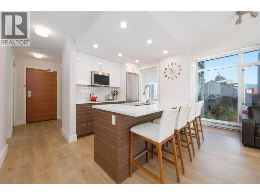 501 161 W GEORGIA STREET, Vancouver