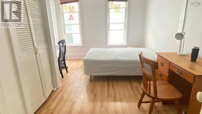 257 Bentinck Street, Cape Breton, photo 8