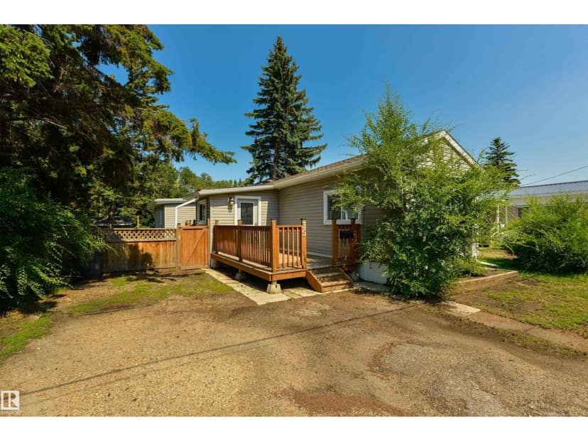 #35 305 Calahoo RD, Spruce Grove, photo 2