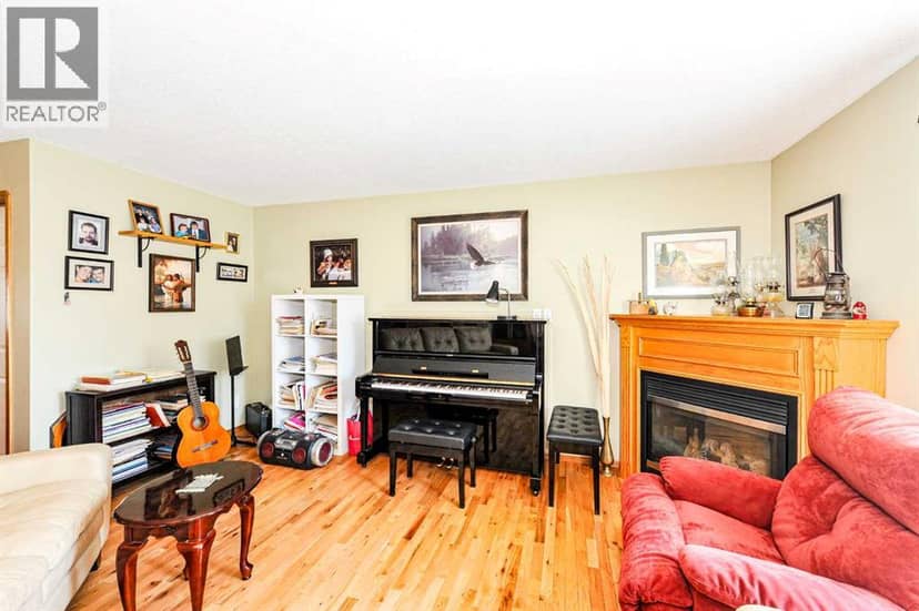 4009 69A Street Close, Camrose, photo 6