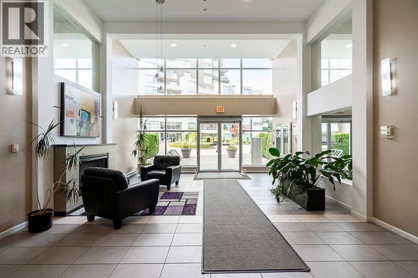 501 9298 UNIVERSITY CRESCENT, Burnaby, photo 5