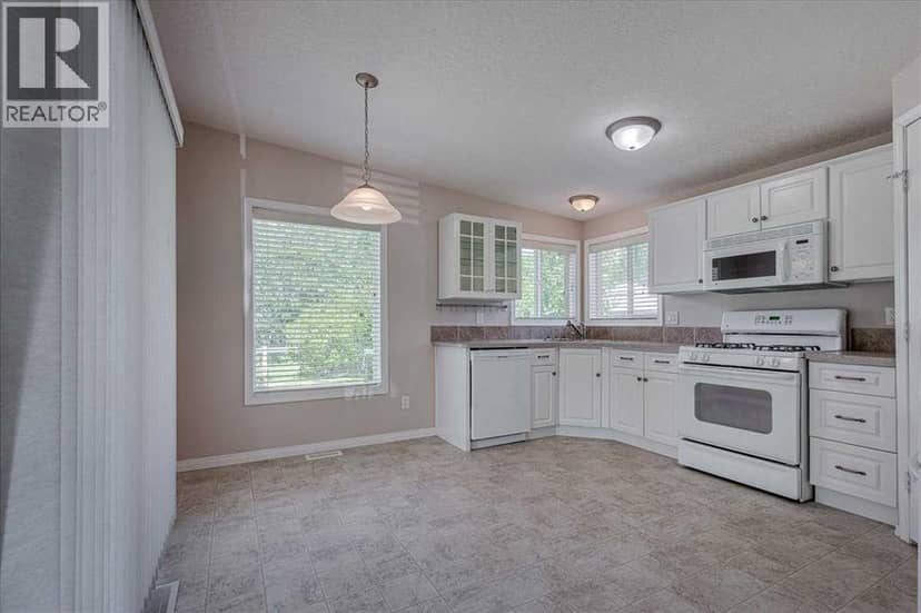 6027, 35468 Range Road 30, Rural Red Deer County, photo 8