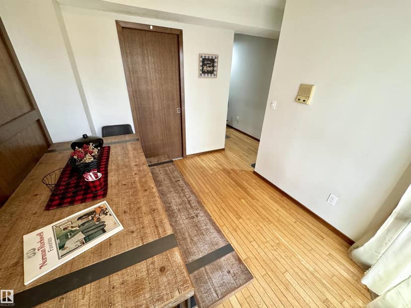 10346A 121 ST NW, Edmonton, photo 6