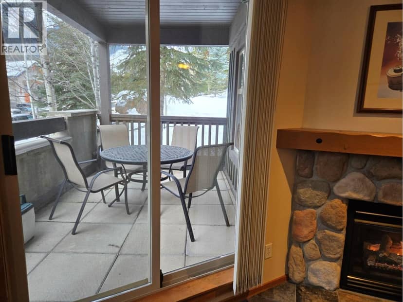 2060 Summit Drive Unit# 114, Panorama, photo 8