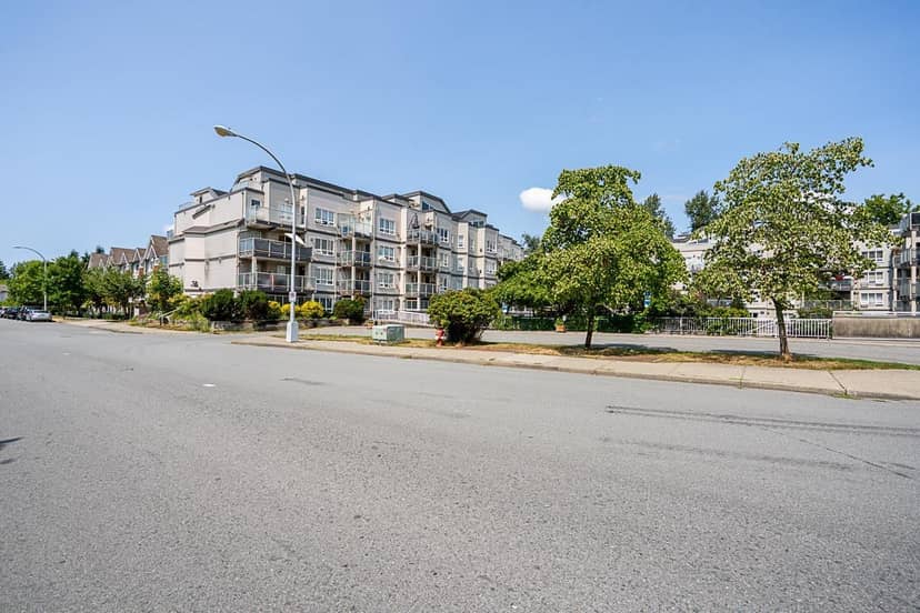 108 14355 103 Avenue, Surrey
