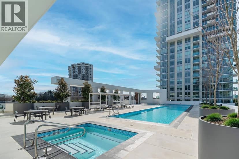 704 1675 LIONS GATE LANE, North Vancouver