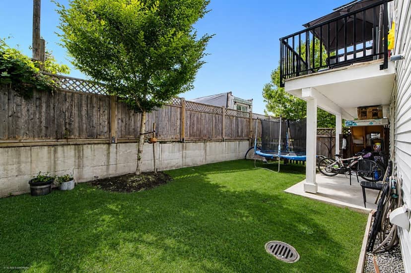 10 8033 166B Street, Surrey, photo 4