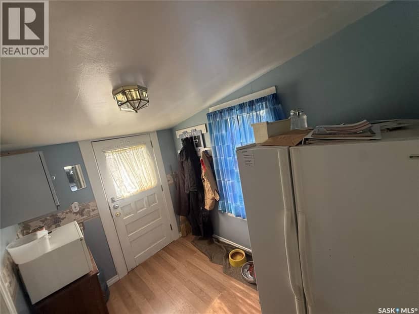 381 Main STREET, Bengough, photo 5