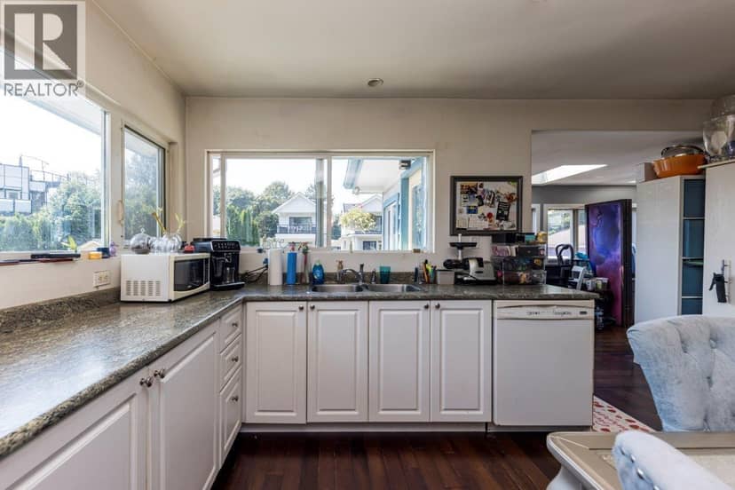 1737 LARSON ROAD, North Vancouver, photo 8