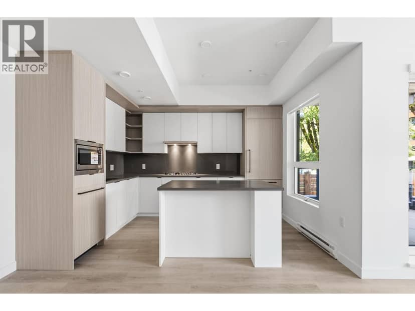 102 2268 E BROADWAY, Vancouver