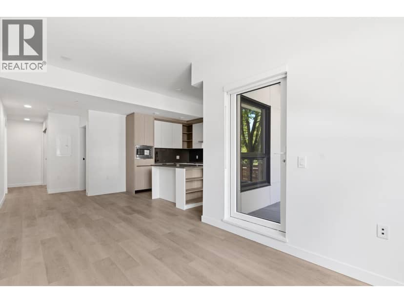 102 2268 E BROADWAY, Vancouver, photo 4