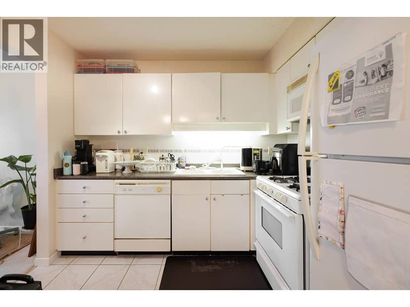 502 8238 SABA ROAD, Richmond, photo 6