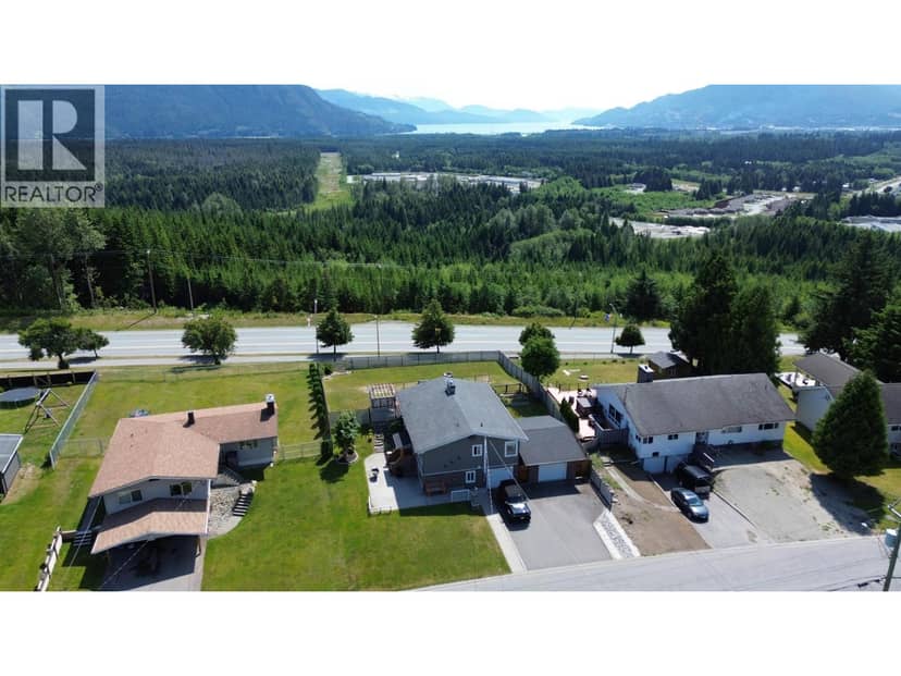 1457 ALBATROSS AVENUE, Kitimat, photo 2