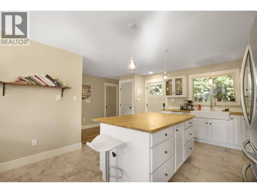 152 DEWBERRY STREET, Kitimat, photo 7