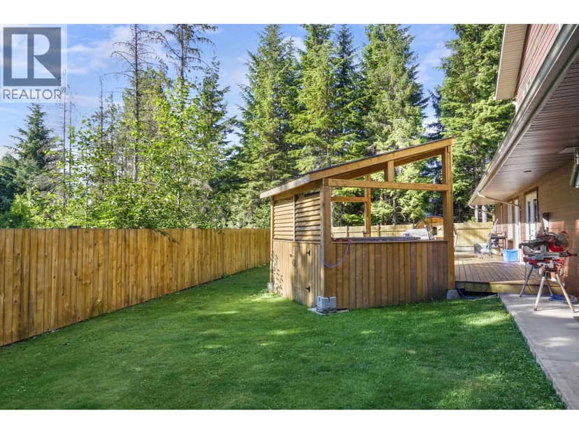 152 DEWBERRY STREET, Kitimat, photo 3