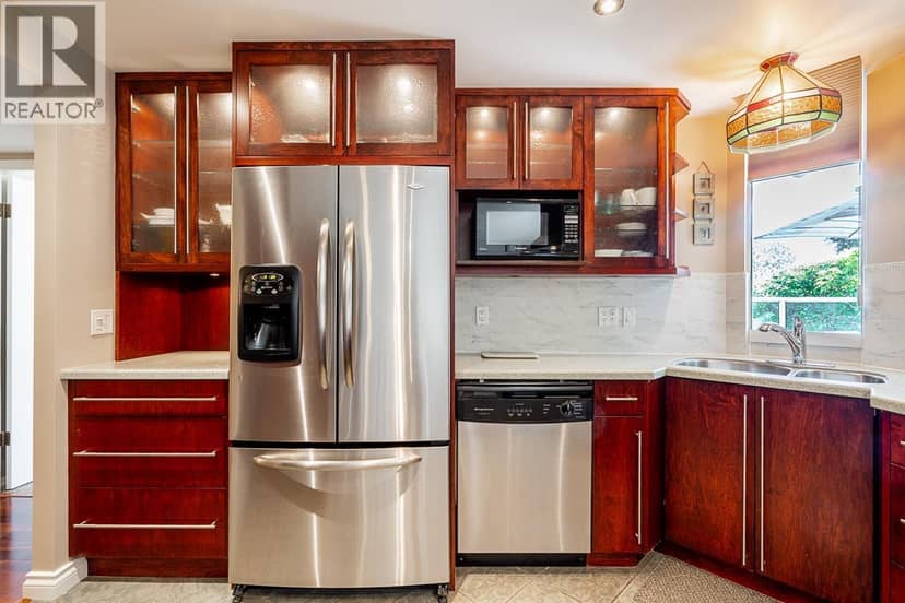 101 69 Jamieson Court, New Westminster, photo 2