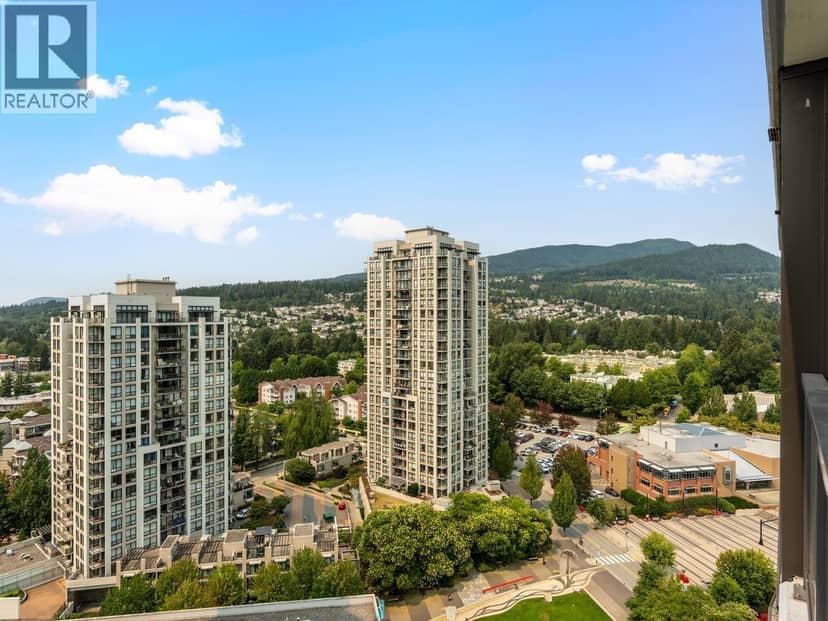 2108 3007 GLEN DRIVE, Coquitlam, photo 4