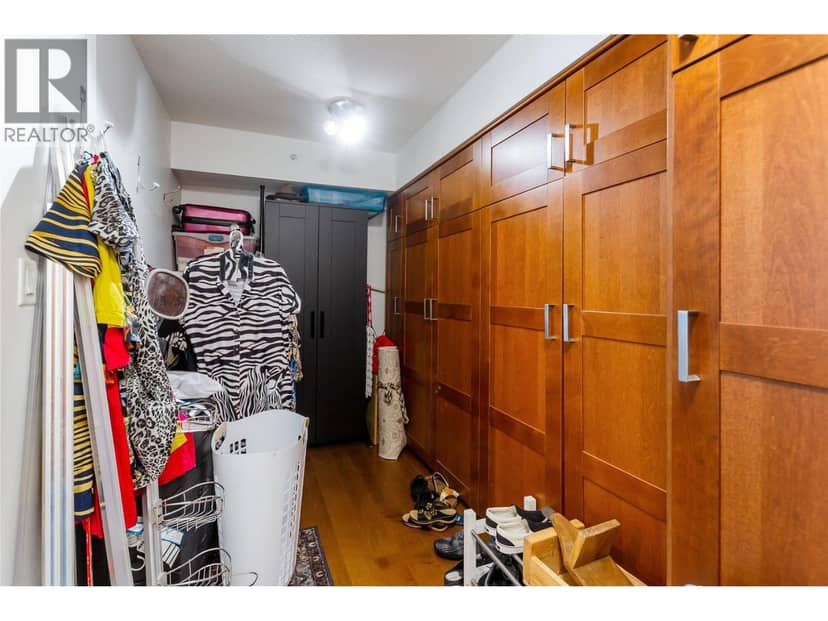 302 188 E ESPLANADE, North Vancouver, photo 3