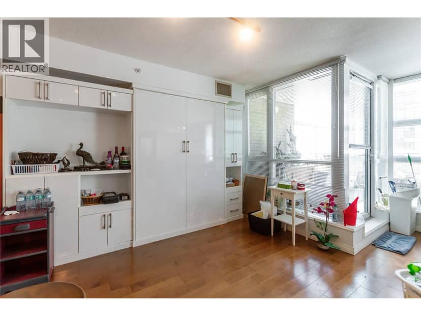 302 188 E ESPLANADE, North Vancouver, photo 7