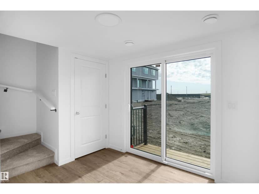 #48 1009 Cy Becker RD NW, Edmonton, photo 4