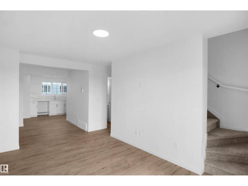 #48 1009 Cy Becker RD NW, Edmonton, photo 6