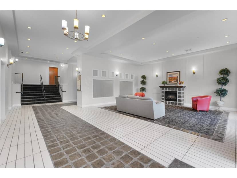 318 10180 153 STREET, Surrey, photo 3