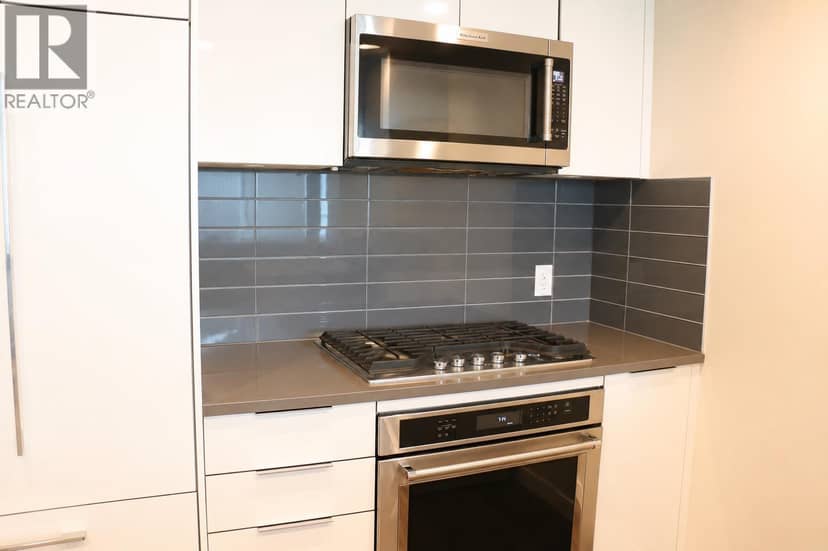 1902 3096 Windsor Gate, Coquitlam, photo 5