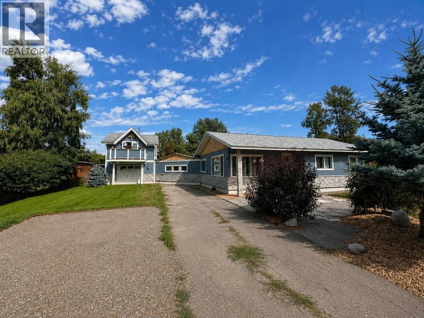 3672 BROADWAY AVENUE, Smithers, photo 2