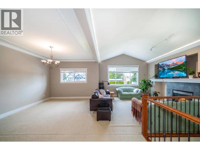 735 SCHOOLHOUSE STREET, Coquitlam, photo 4