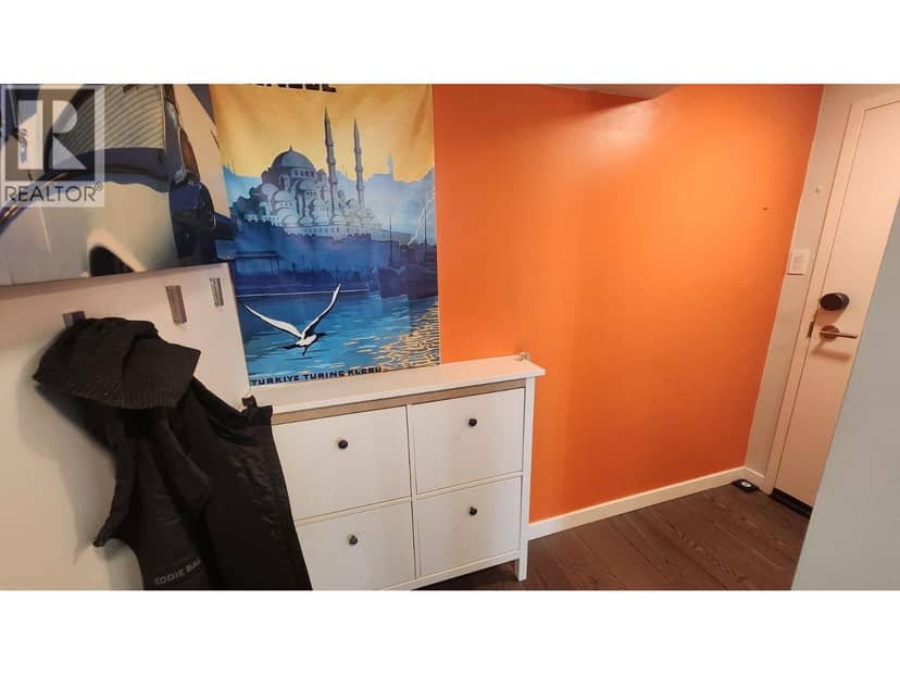 1503 1155 Homer Street, Vancouver, photo 3