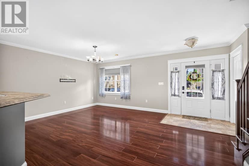 15 Cameron Heights, Stratford, photo 4