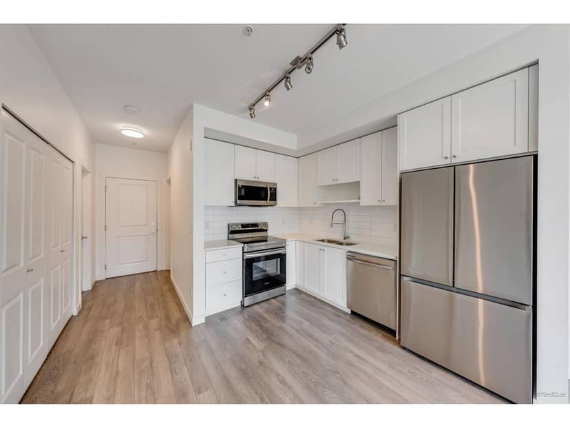 420 15825 85 AVENUE, Surrey, photo 2