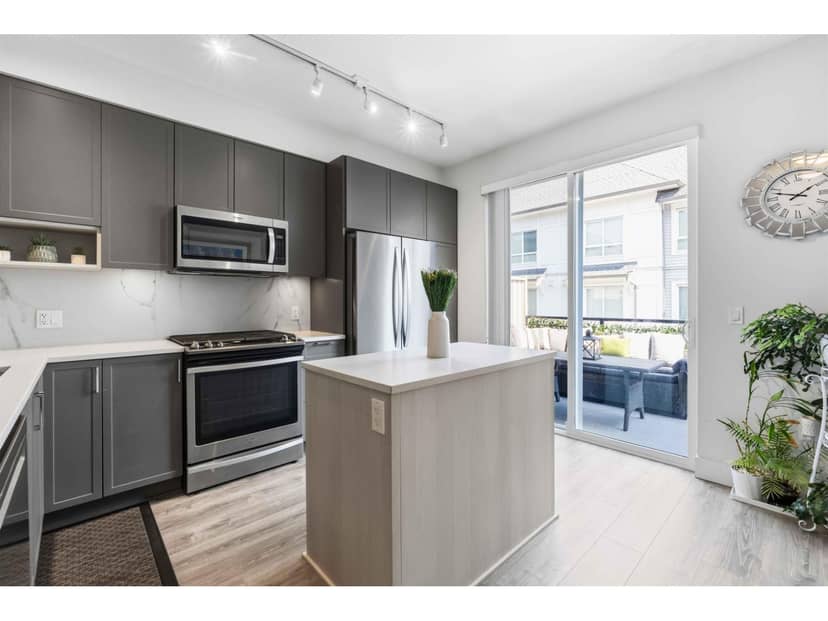 67 9718 161A STREET, Surrey, photo 4