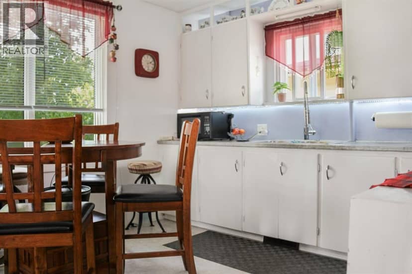 5129 51 Street, Daysland, photo 8