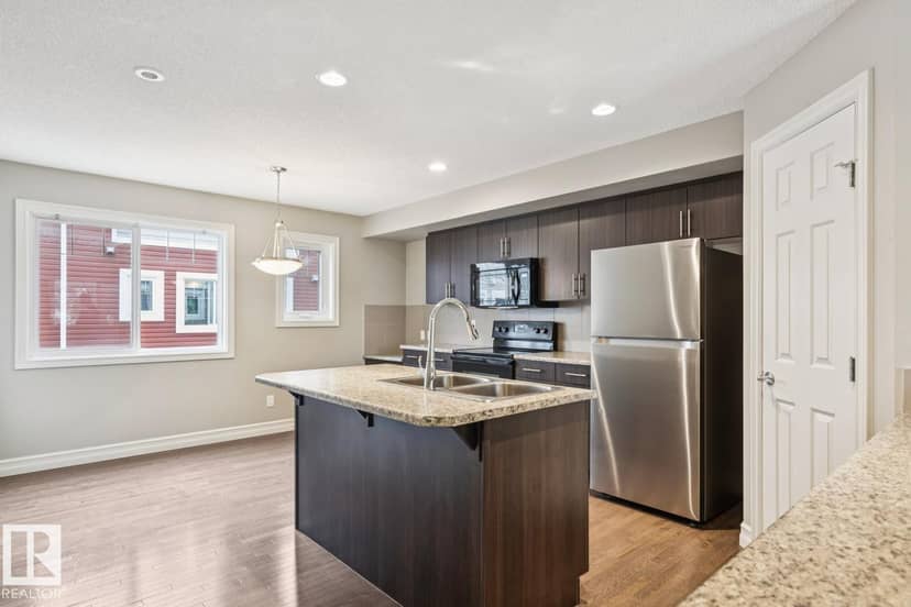 5409 3 AV SW, Edmonton, photo 6