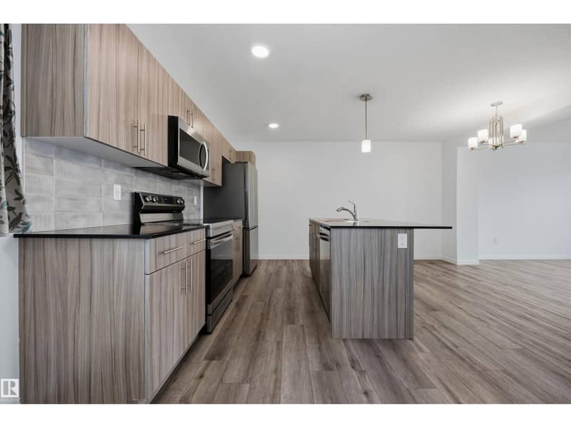1246 Aster Bv NW, Edmonton, photo 8