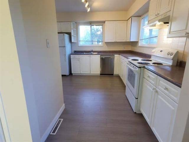 15622 THRIFT AVENUE, White Rock, photo 5