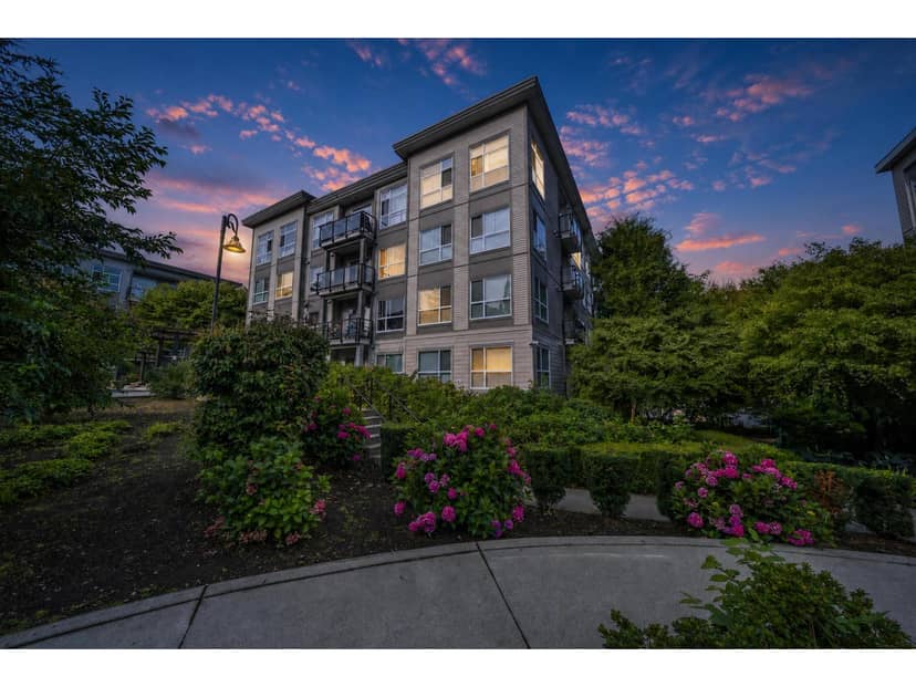222 13733 107A AVENUE, Surrey, photo 2