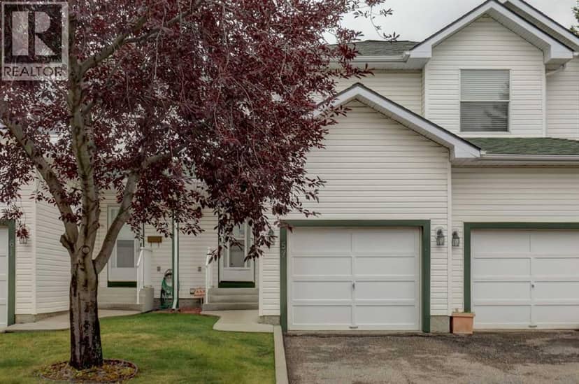 57 SANDPIPER Lane NW, Calgary, photo 2