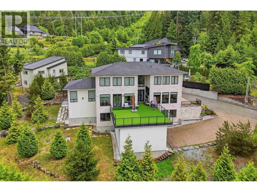 2425 LEGGETT DRIVE, Anmore