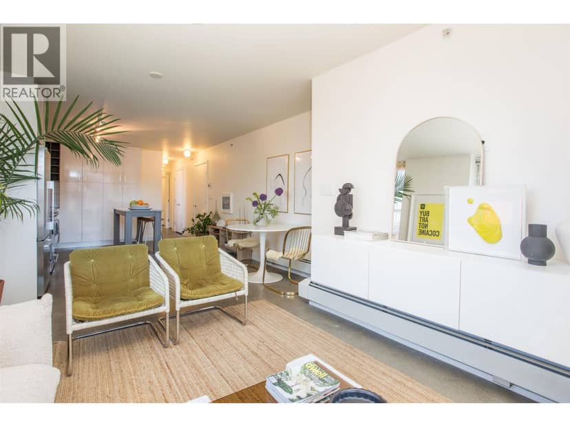 307 231 E Pender Street, Vancouver, photo 5