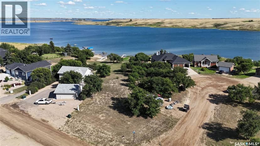 27 Grace BAY, Lake Diefenbaker, photo 2